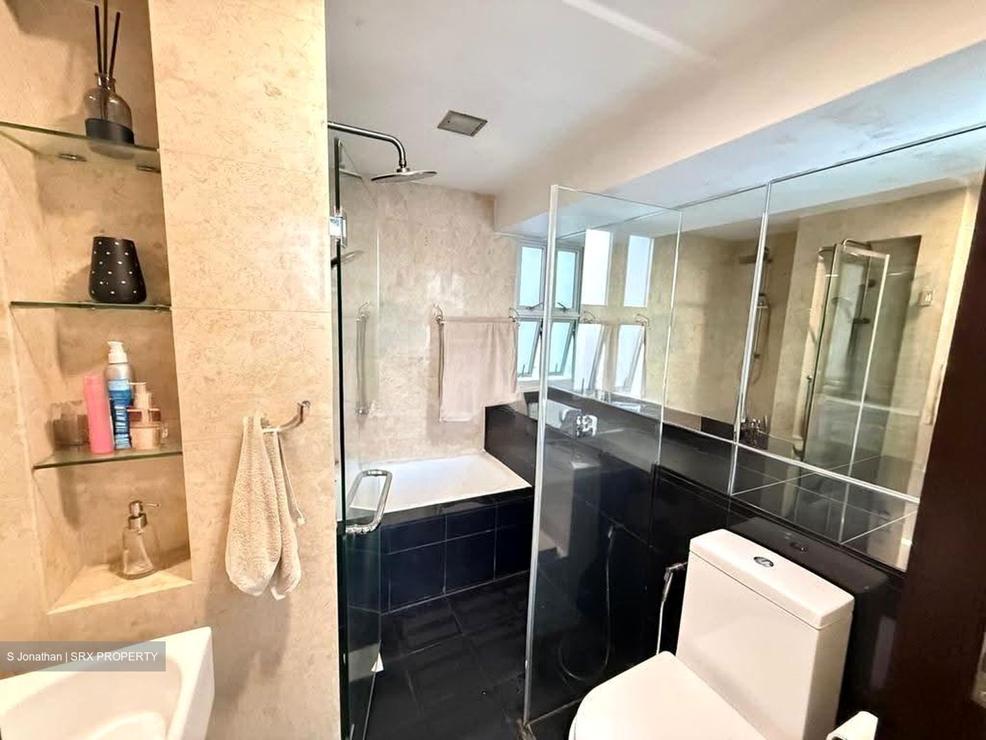 Grandeur 8 (D20), Condominium #612824351